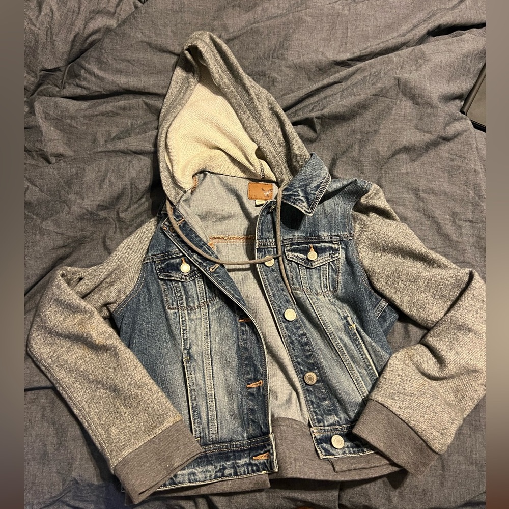 American Eagle Outfitters Blue Jean Jacket with Gray Sleeves